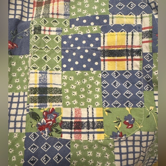 NY Line sleeveless button down top. “Patchwork” look. Size M - Picture 5 of 5